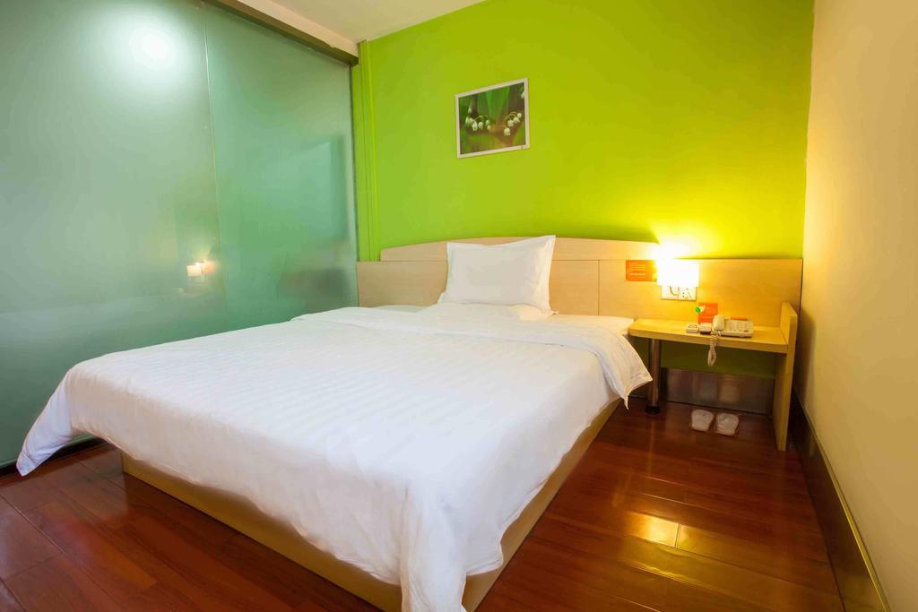 7Days Inn Shenzhen Da Fen You Hua Cun Room photo