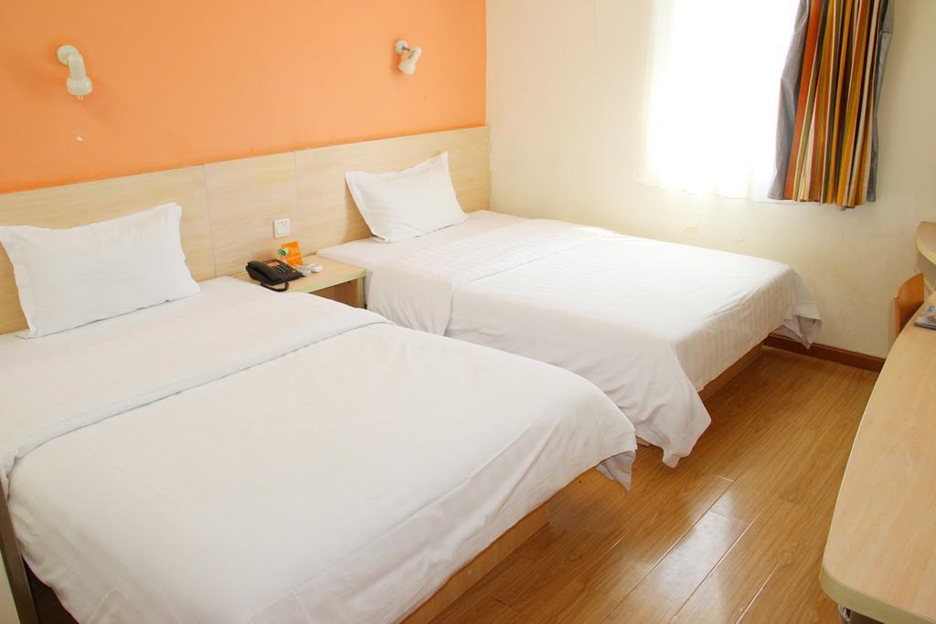 7Days Inn Shenzhen Da Fen You Hua Cun Exterior photo